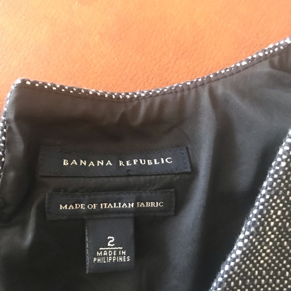 Cap Sleeve Tweed Sheath Dress - Picture 4 of 4